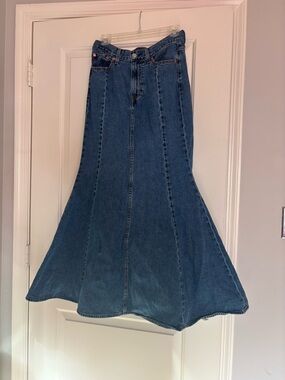 Levi's Mermaid Skirt